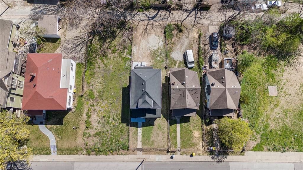 2731 Indiana Avenue — photo 23
