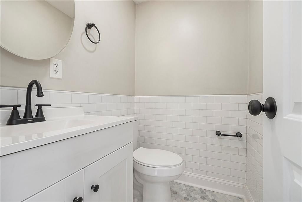 2731 Indiana Avenue — photo 7