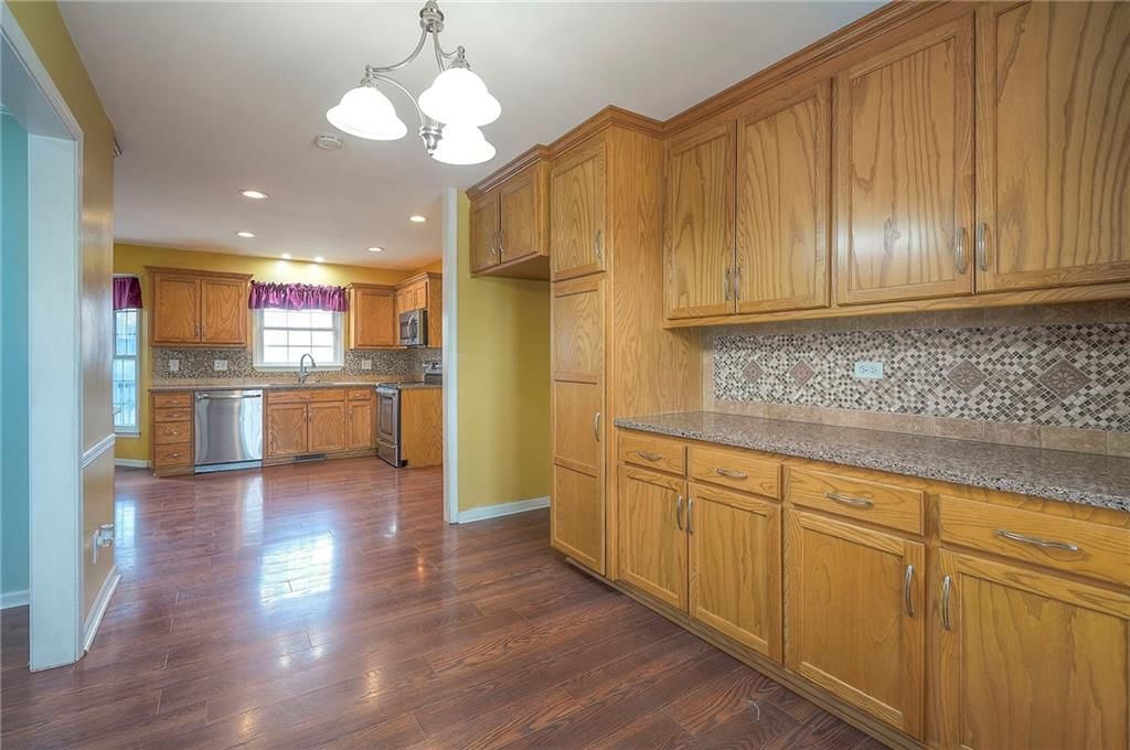 11701 E 49th Street — photo 11