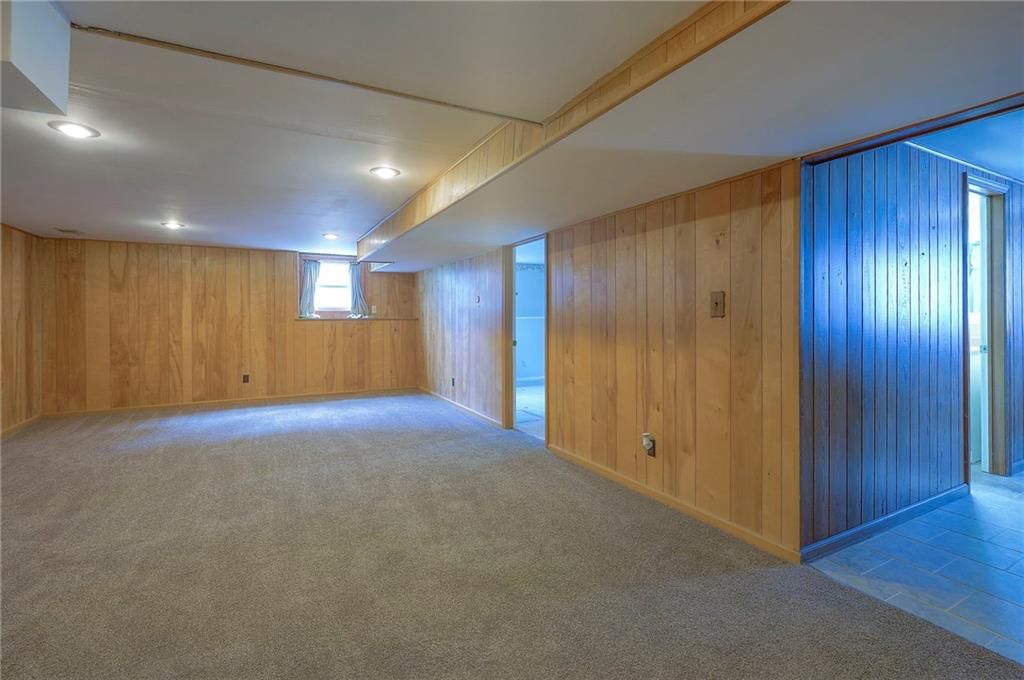 11701 E 49th Street — photo 32