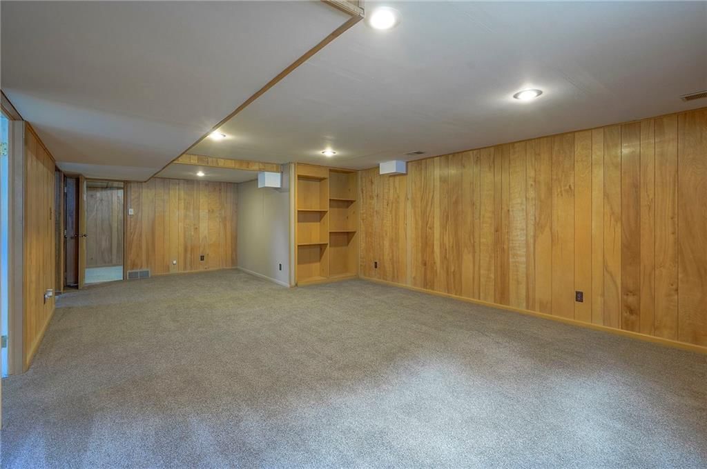 11701 E 49th Street — photo 33