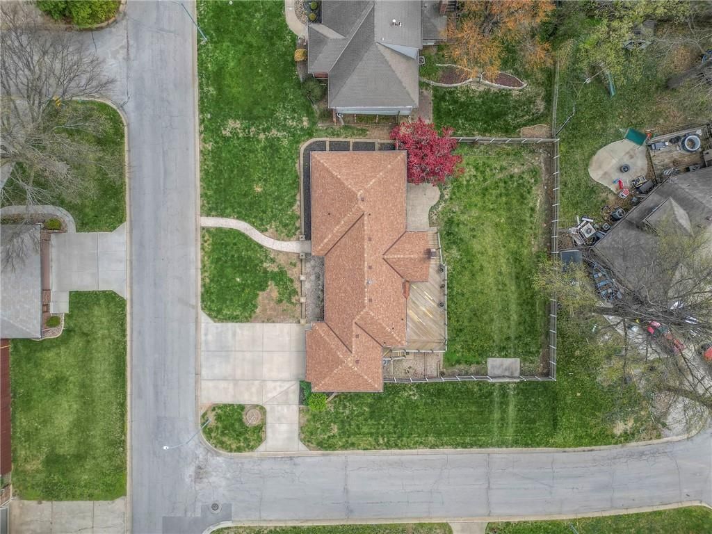 11701 E 49th Street — photo 58