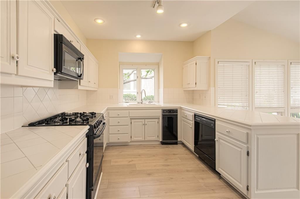 12225 Birch Street — photo 12