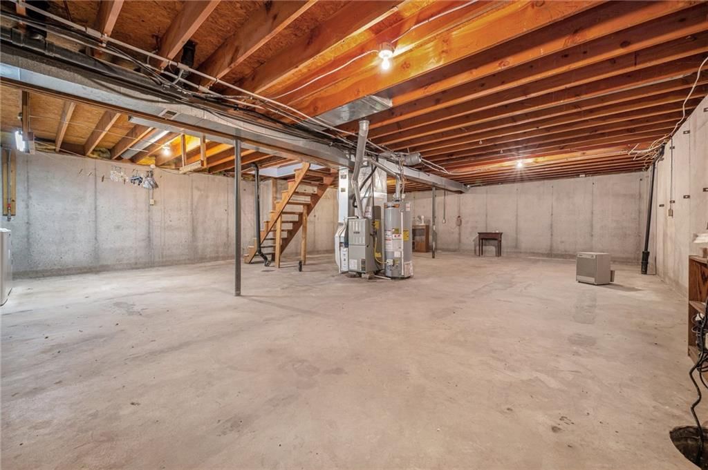 611 Valley Street — photo 17