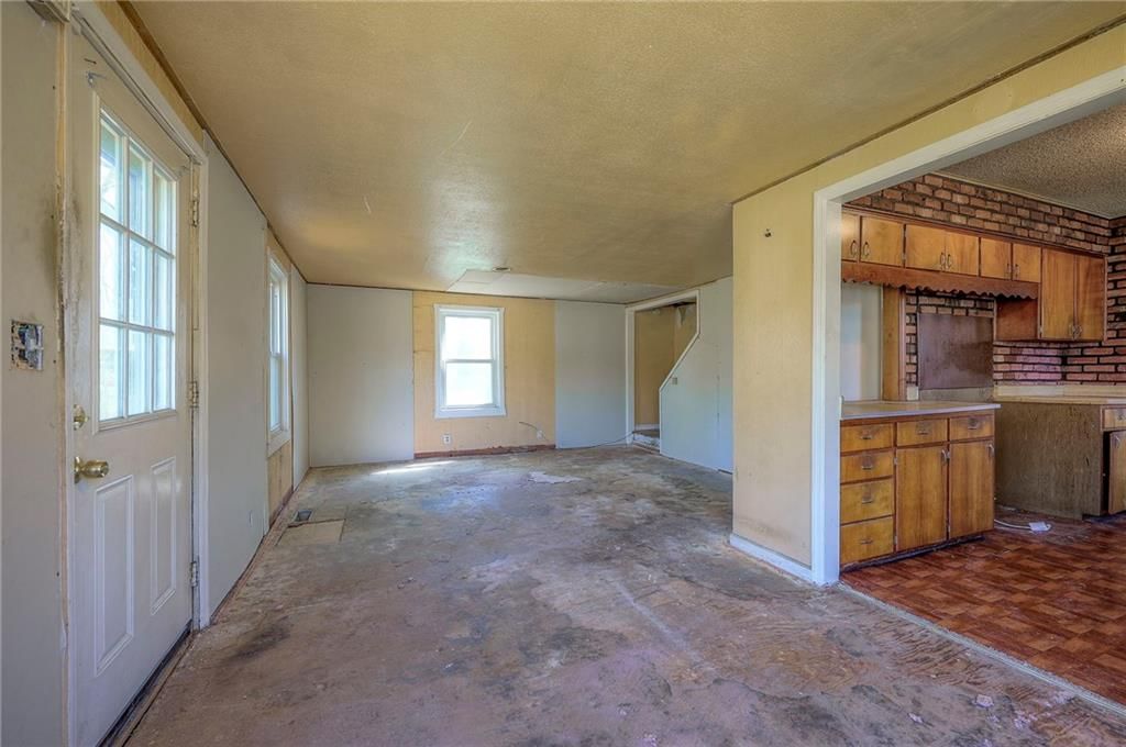 8345 Campbell Street — photo 10
