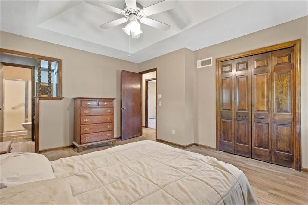 6203 Greenwood Drive — photo 17