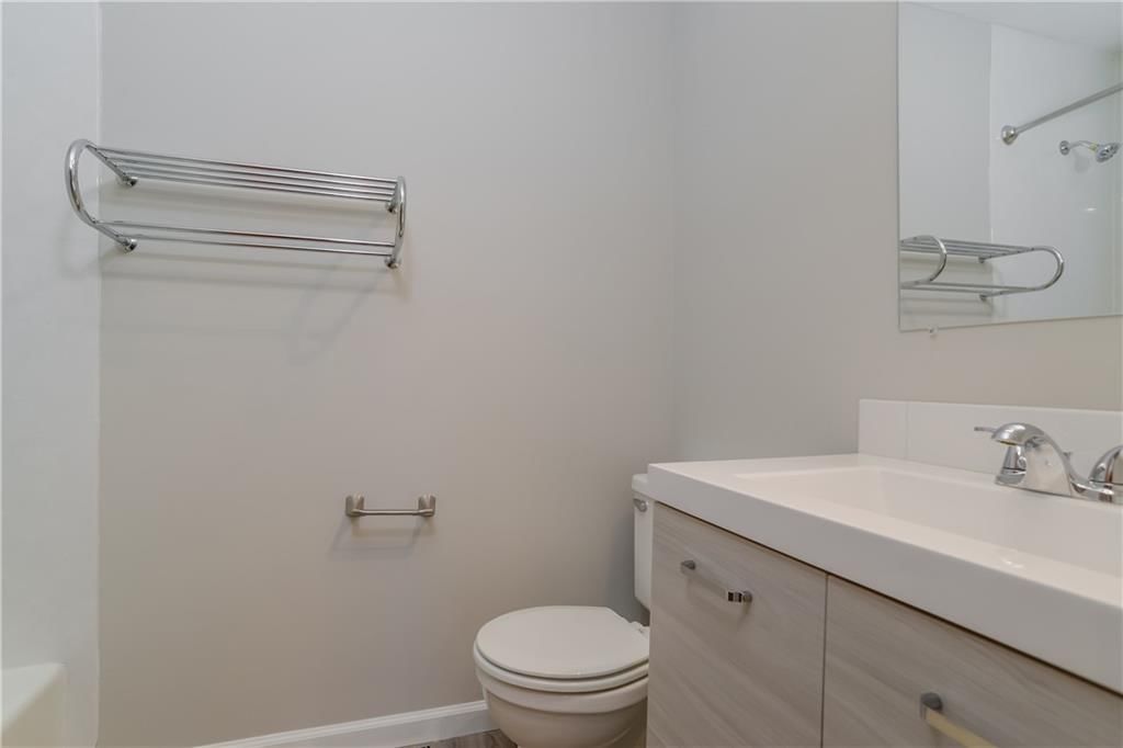 8024 N Serene Avenue — photo 13