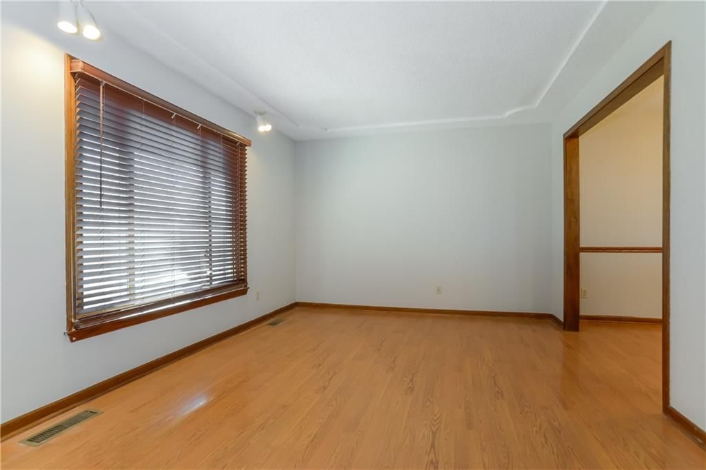 8024 N Serene Avenue — photo 3