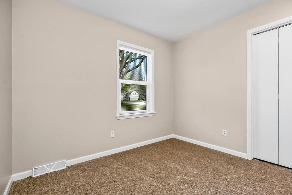 1203 W Elm Street — photo 17