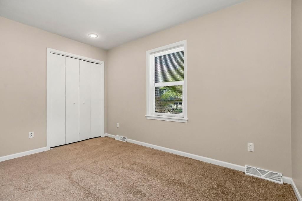 1203 W Elm Street — photo 22