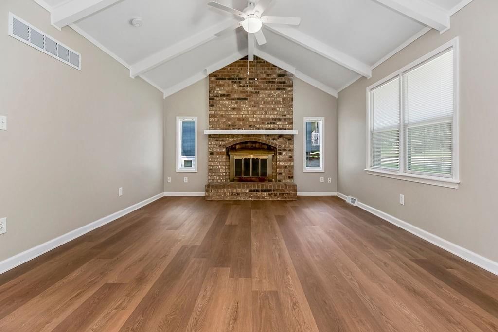 1203 W Elm Street — photo 6