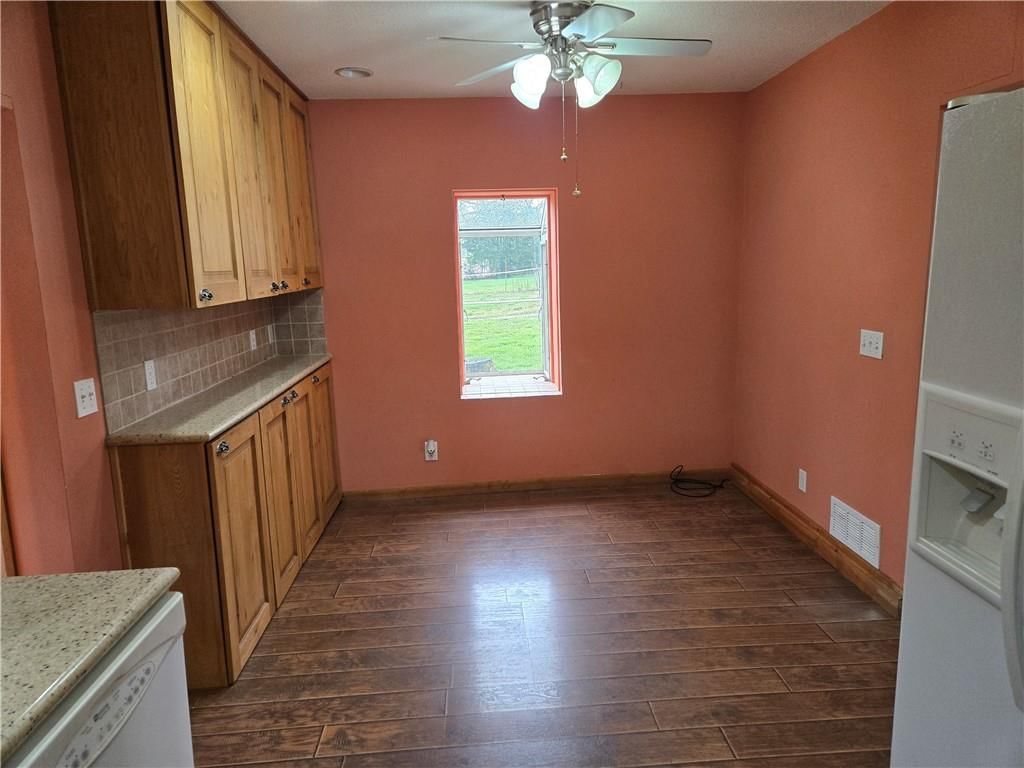 22755 W 251st Street — photo 11