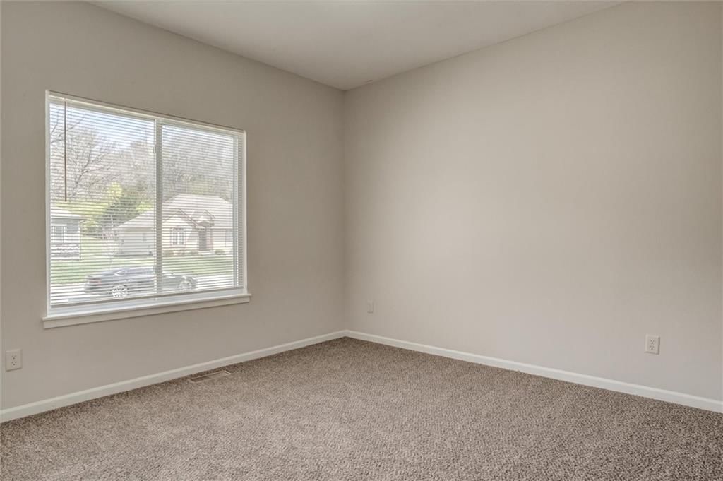 12109 E 89th Terrace — photo 4