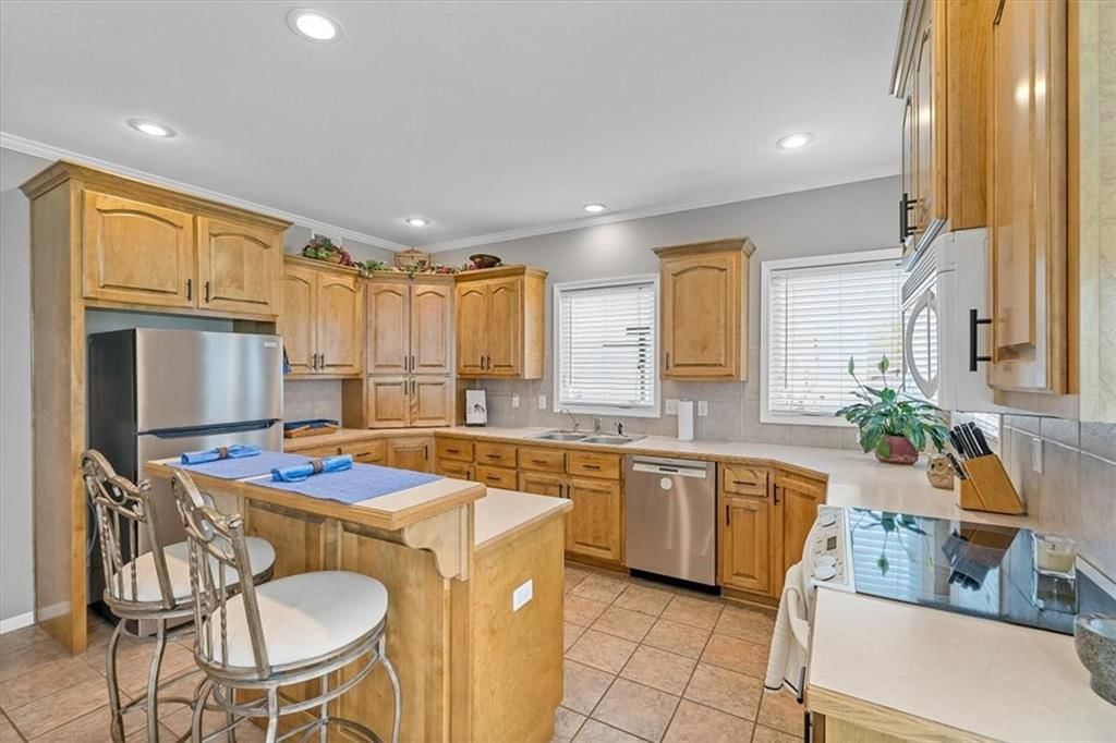 15931 W 161st Street — photo 18
