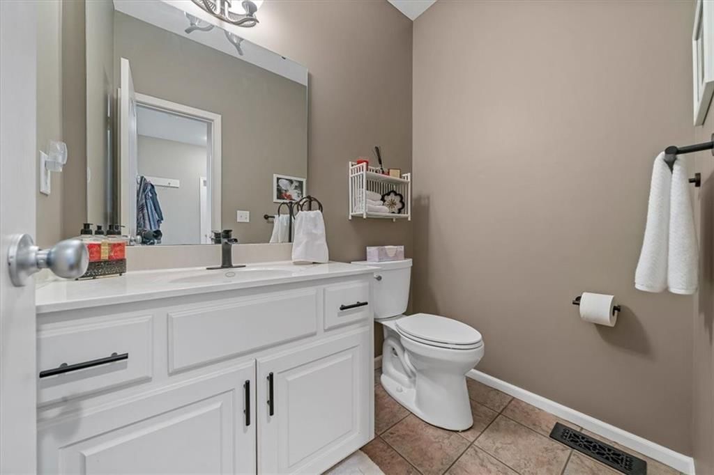 15931 W 161st Street — photo 20