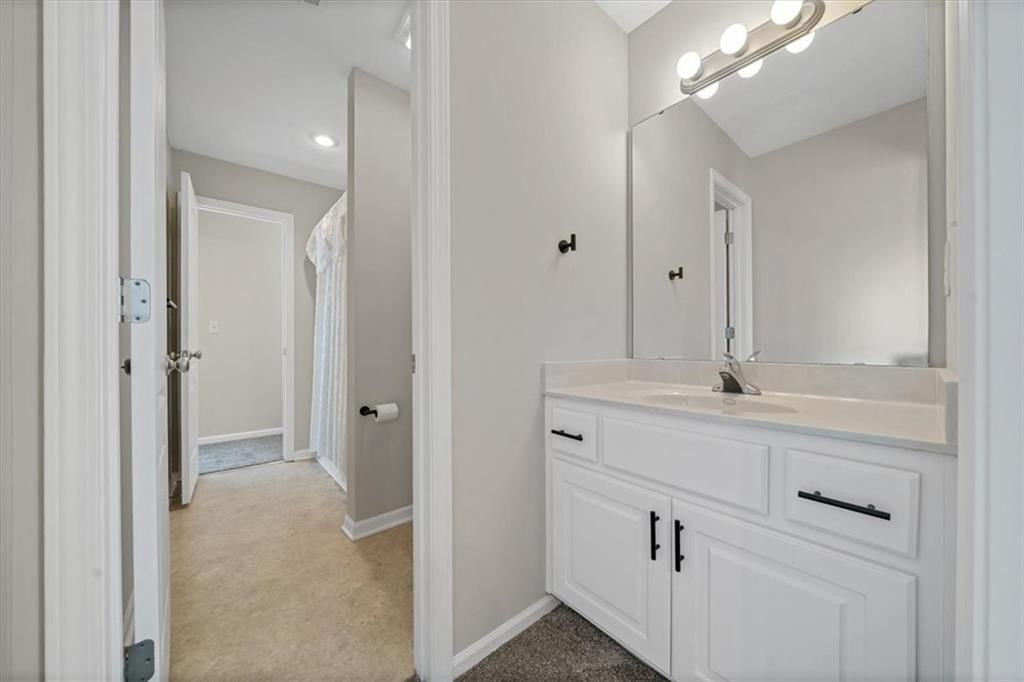 15931 W 161st Street — photo 35