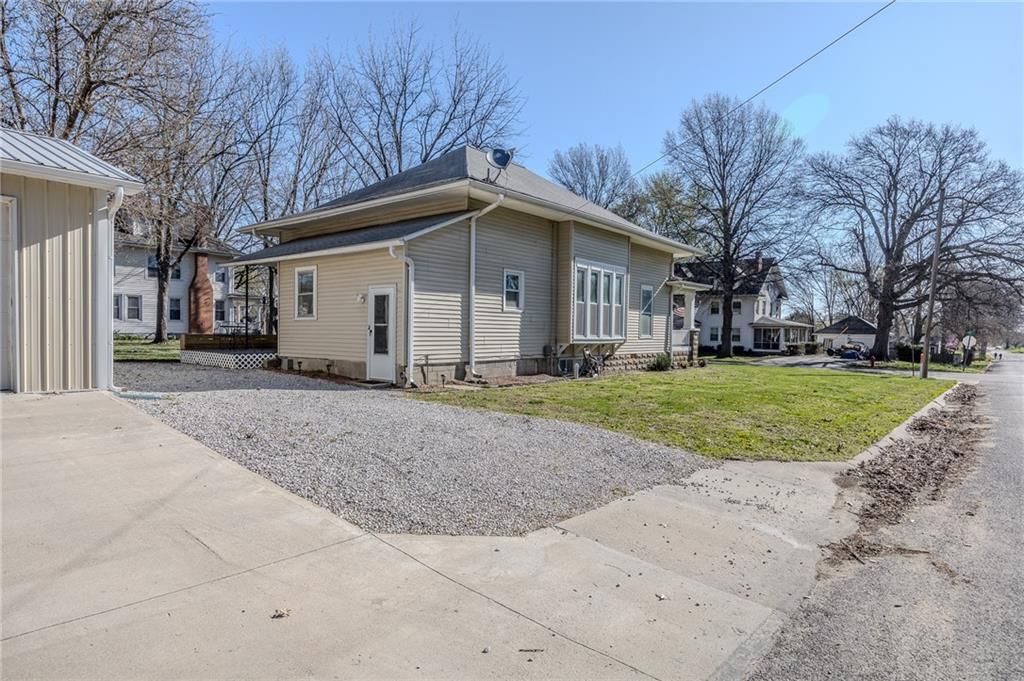 421 S 1st Street — photo 35