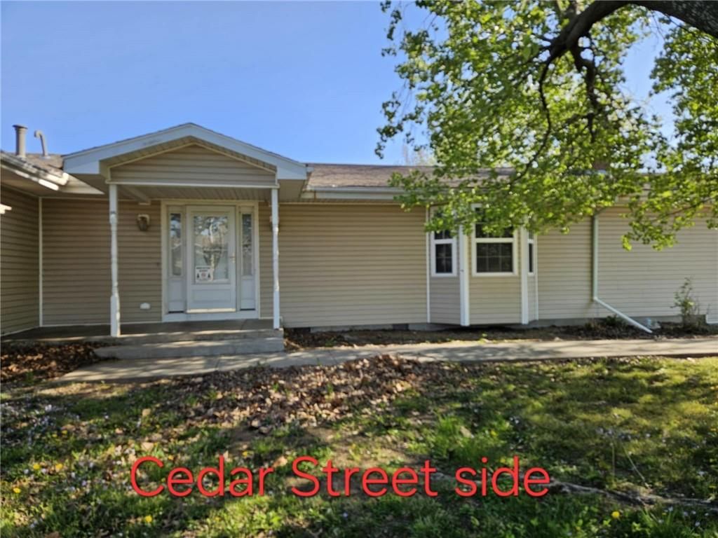 415 N Western Street — photo 2