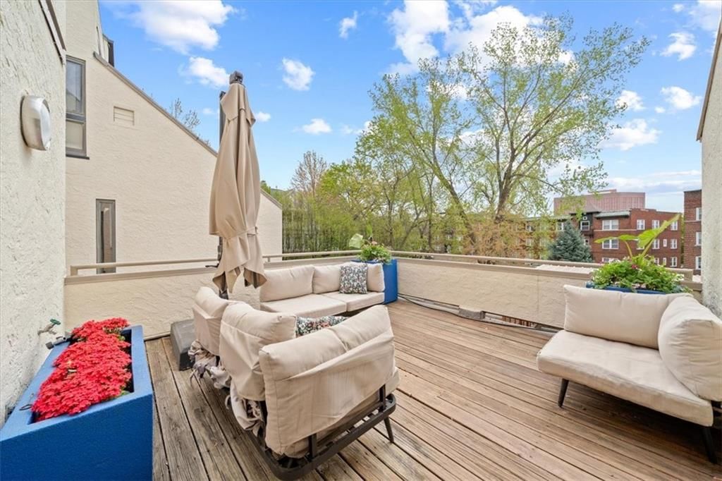 4579 Walnut Street — photo 11
