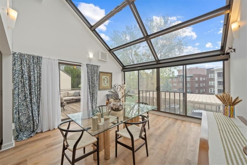 4579 Walnut Street — photo 7