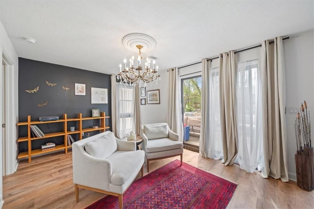 4579 Walnut Street — photo 10