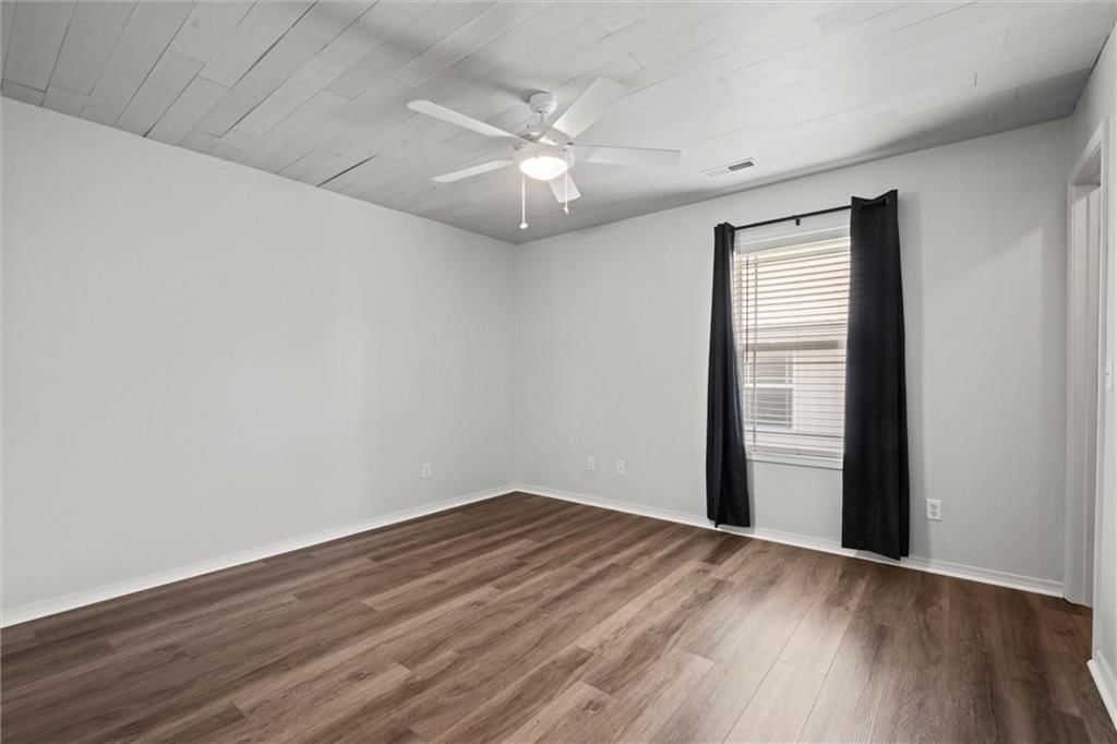 10300 Lucca Lane — photo 20