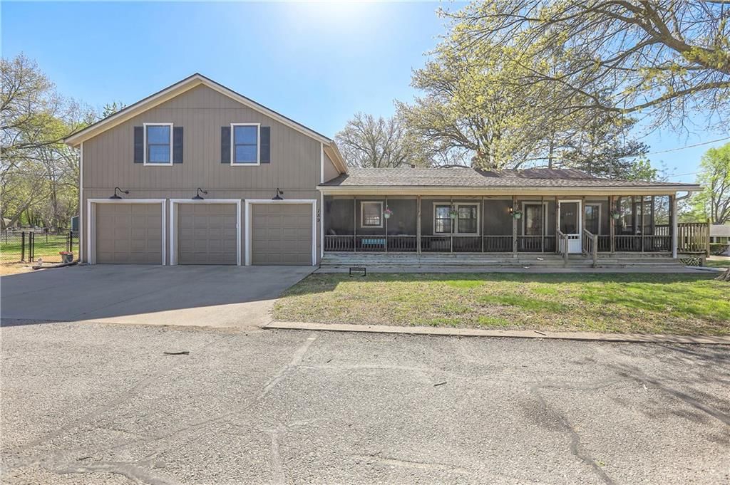 159 Dockside Circle, Lake Tapawingo, MO
