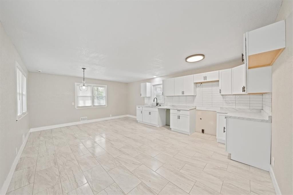 1234 Drury Avenue — photo 5