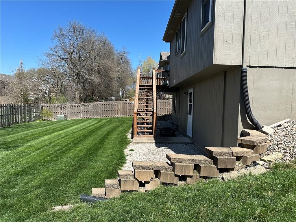 1200 Susan Street — photo 12