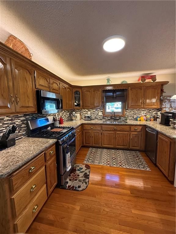 1200 Susan Street — photo 20