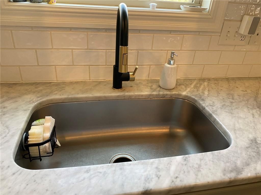 12607 CHARLOTTE Street — photo 59