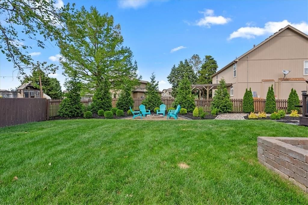 27906 E Foxberry Trail — photo 38