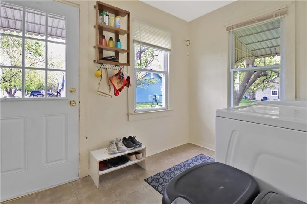 878 Locust Street — photo 18