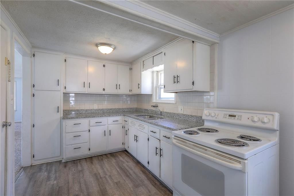 524 S 71st Street — photo 11