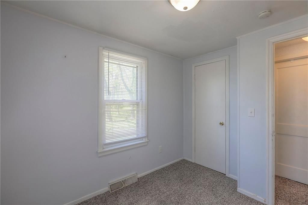 524 S 71st Street — photo 16