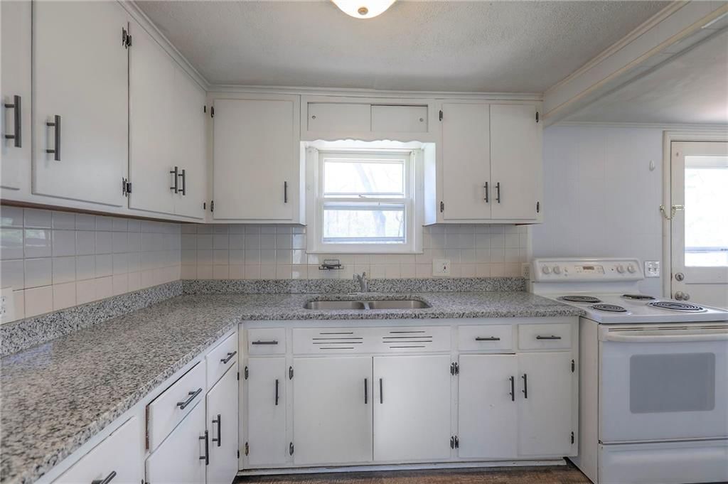 524 S 71st Street — photo 10