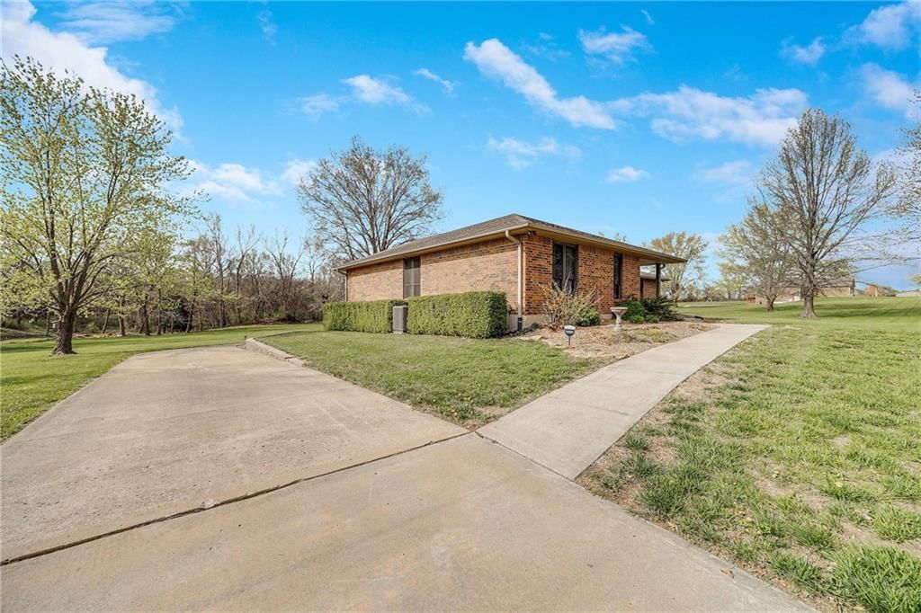38109 E Jim Owens Road — photo 60
