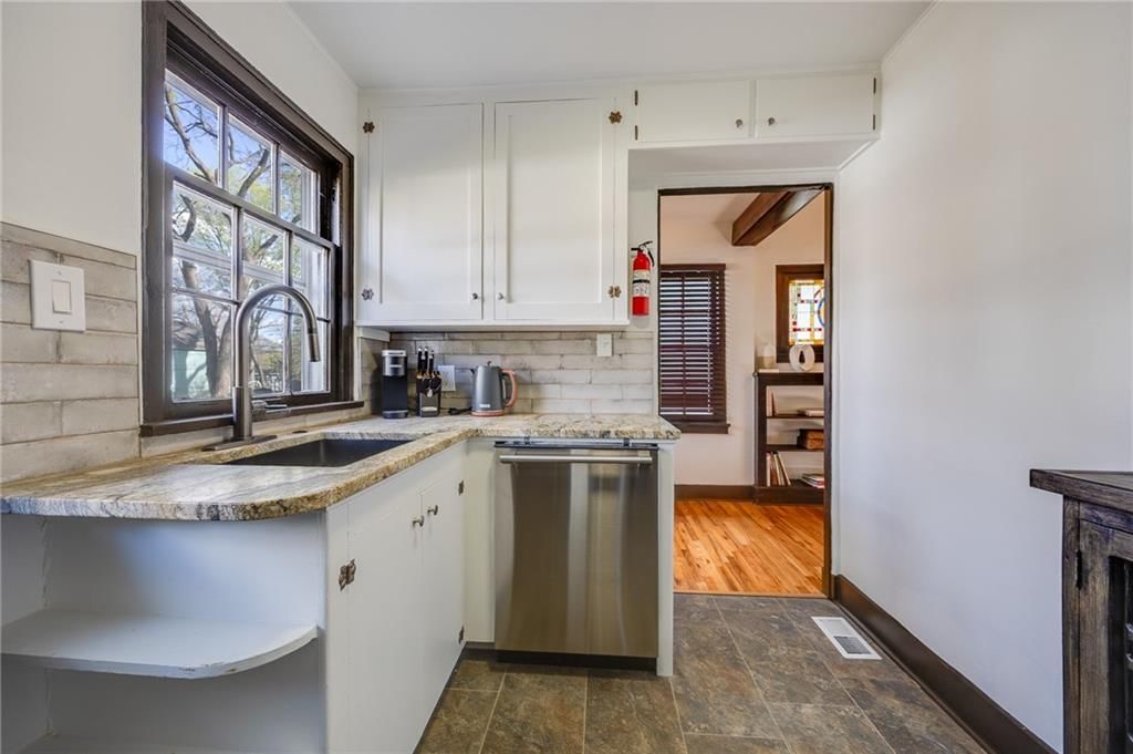 1710 Indiana Street — photo 12