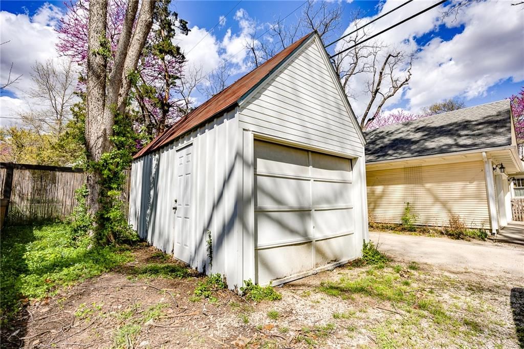 1710 Indiana Street — photo 38