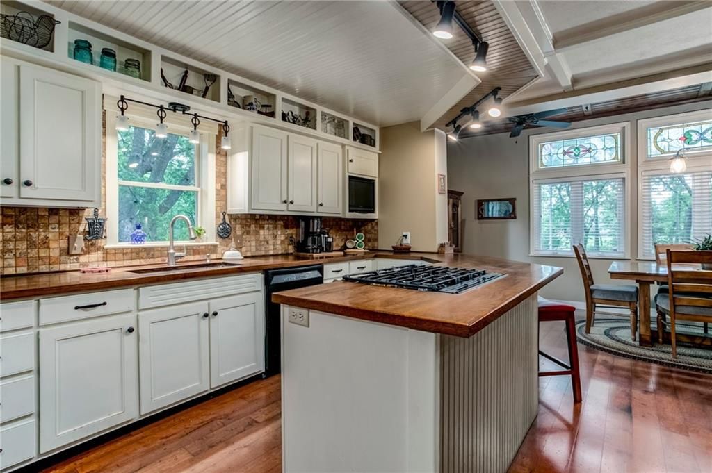 34020 W 135th Street — photo 4