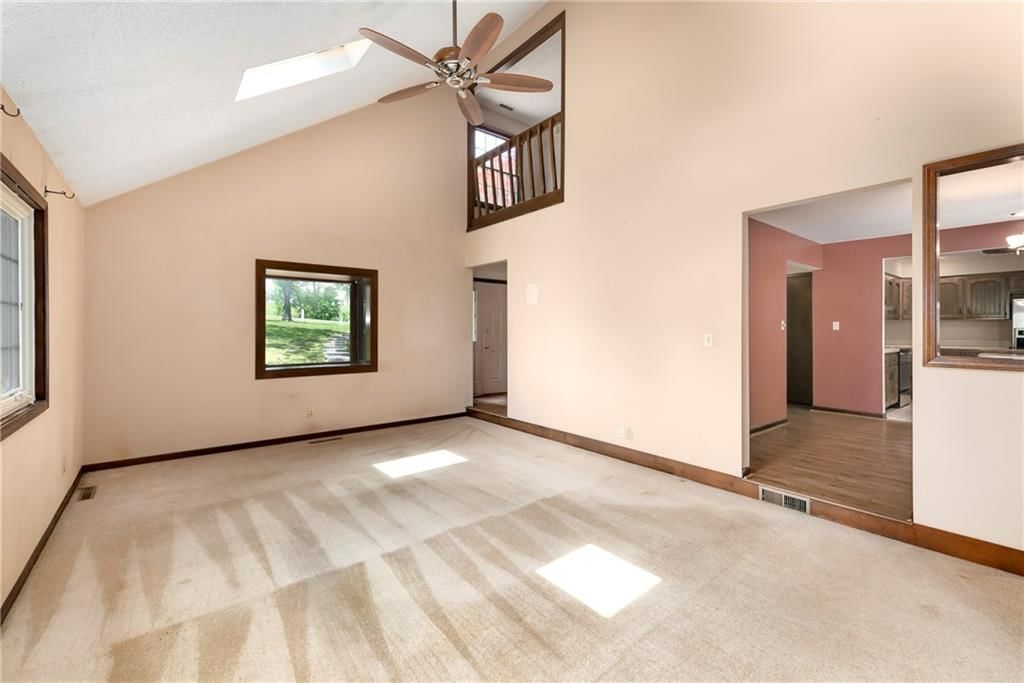 32832 195th Street — photo 13