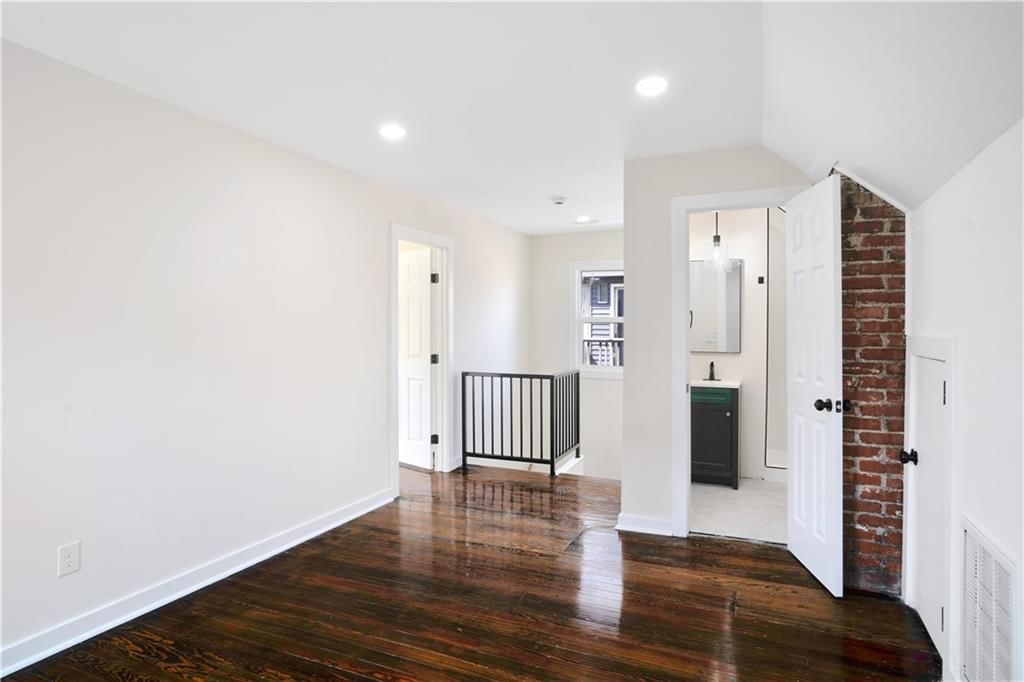 3009 Campbell Street — photo 30