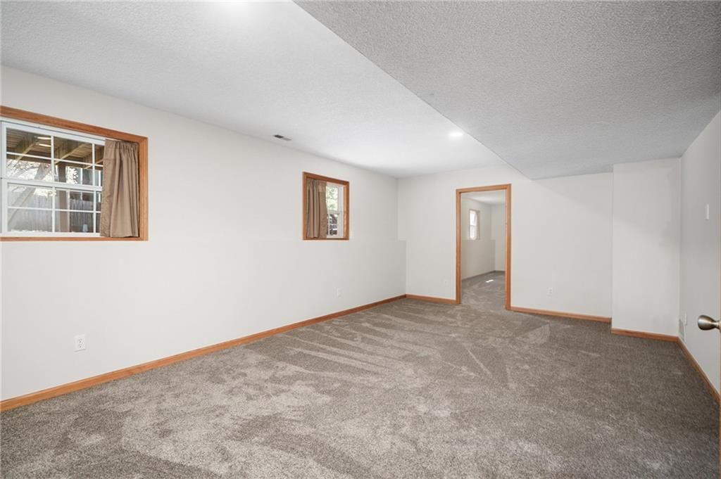 2932 Kensington Drive — photo 15