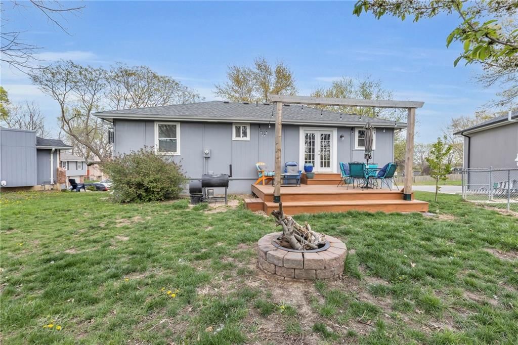 2401 SE 7th Street — photo 35