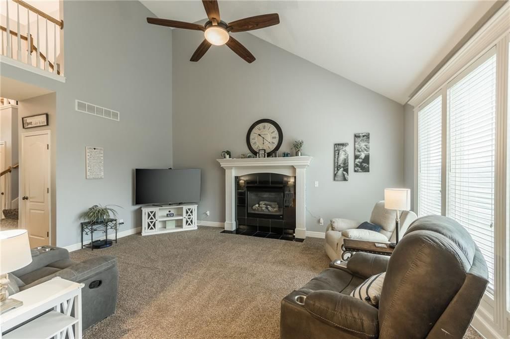 315 S Fox Ridge Drive — photo 14