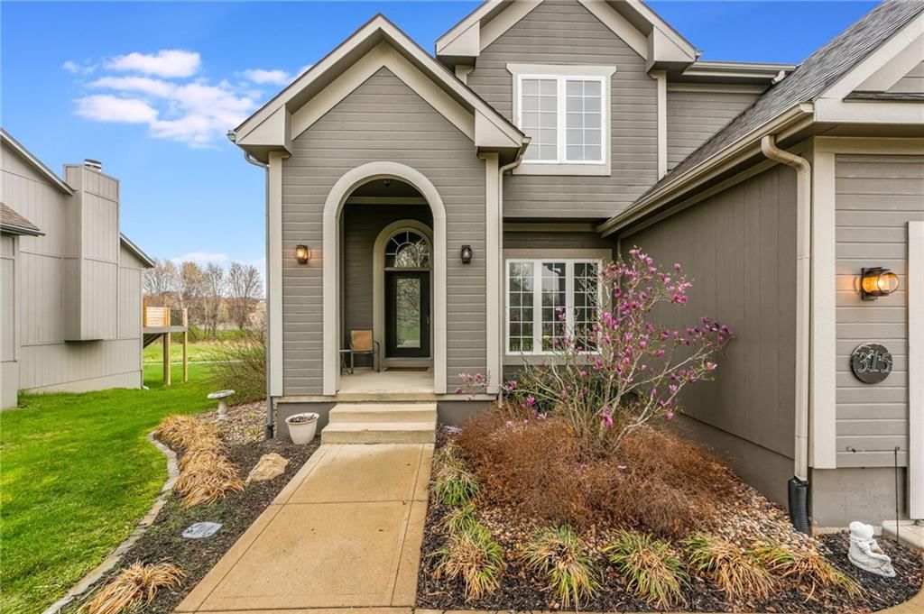 315 S Fox Ridge Drive — photo 3