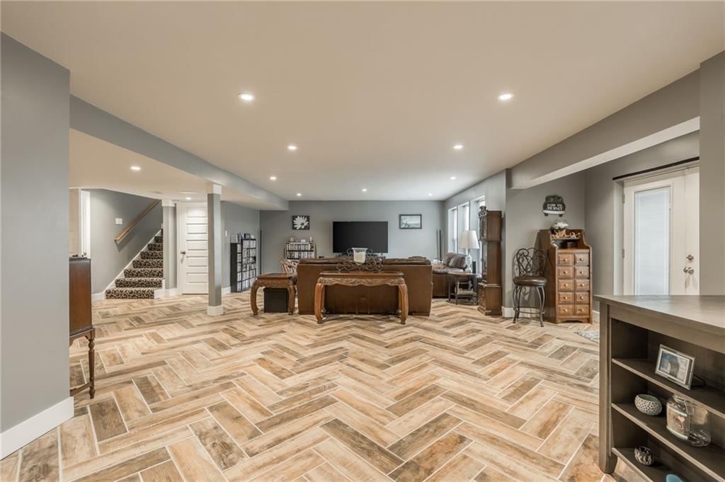 315 S Fox Ridge Drive — photo 35