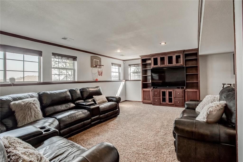 1024 SW Whistle Drive — photo 19