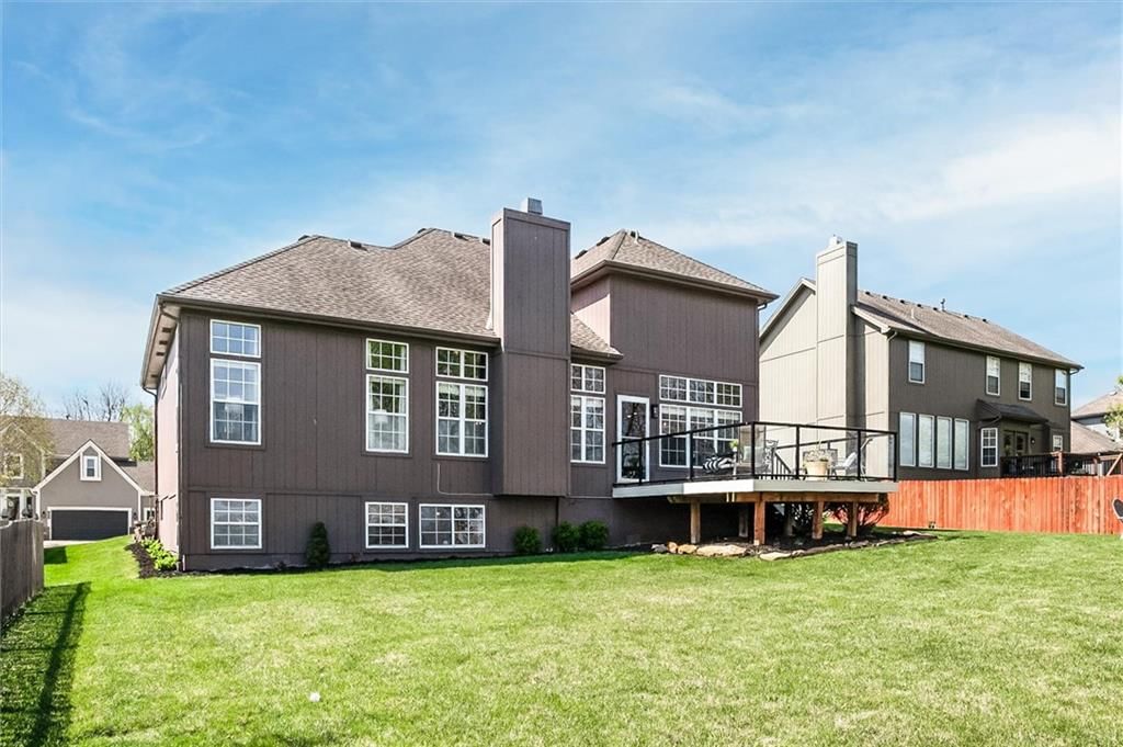 1024 SW Whistle Drive — photo 25