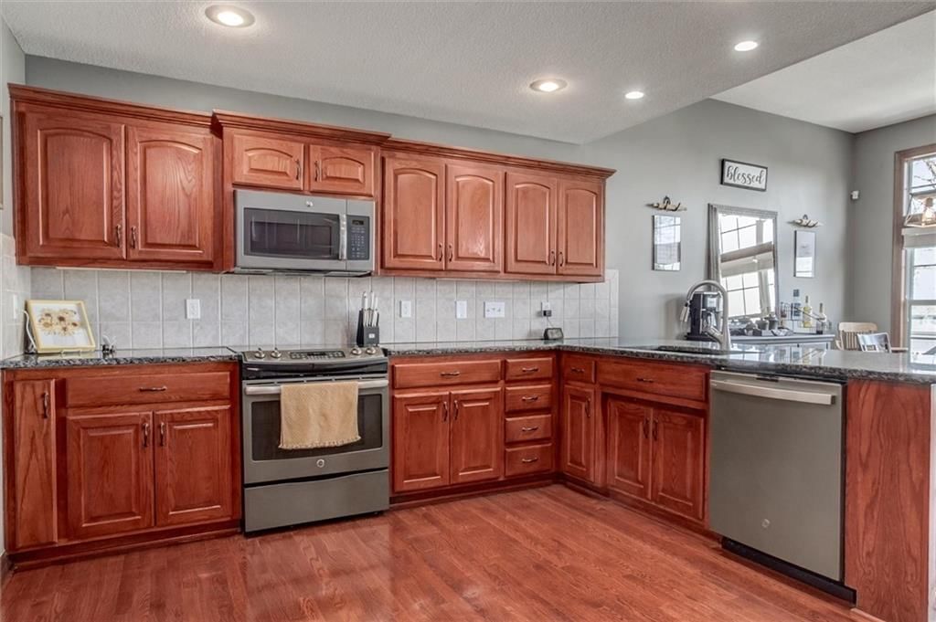 1024 SW Whistle Drive — photo 9